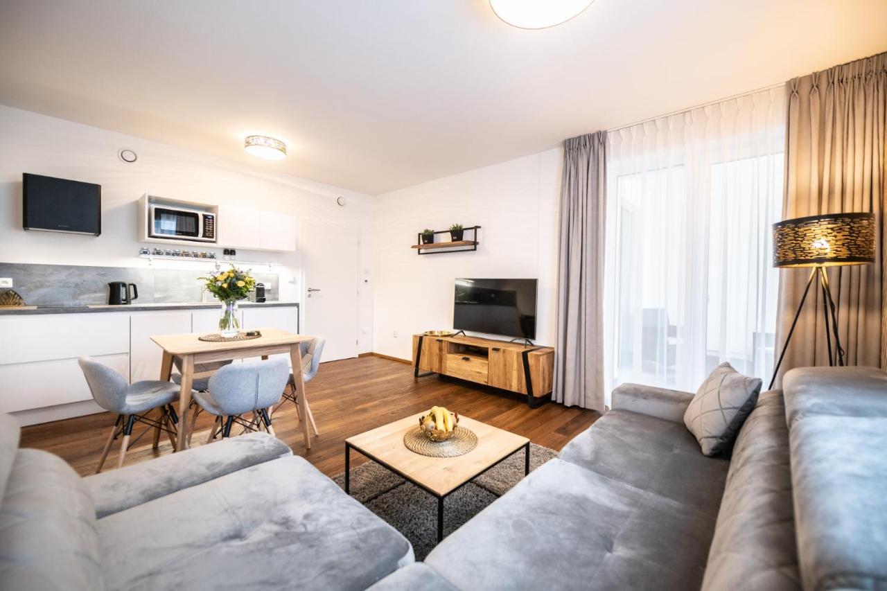 Apartmany Horska, Vrchlabi Luaran gambar